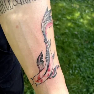 tatouage animaux carpe koï tattoo chez l